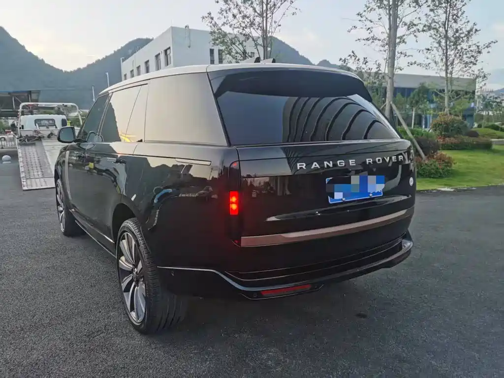 Land Rover Range Rover — миниатюра 9