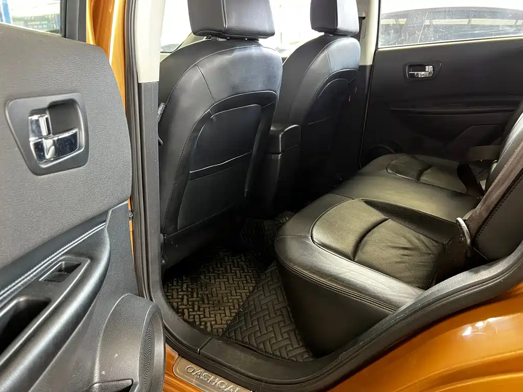 Nissan Qashqai — миниатюра 9