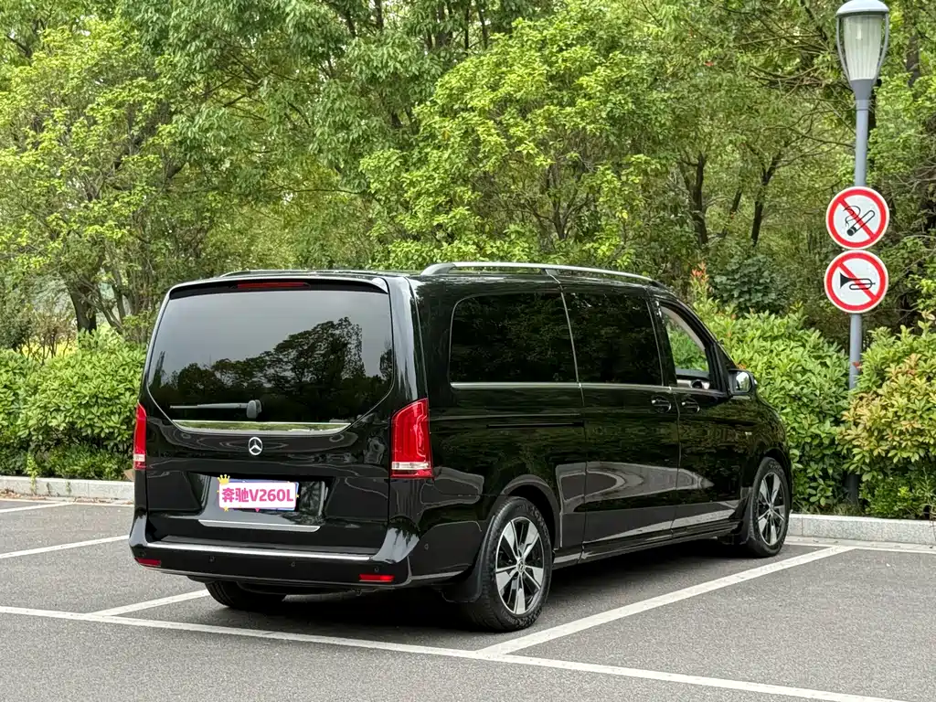 Mercedes-Benz V-Class — миниатюра 4
