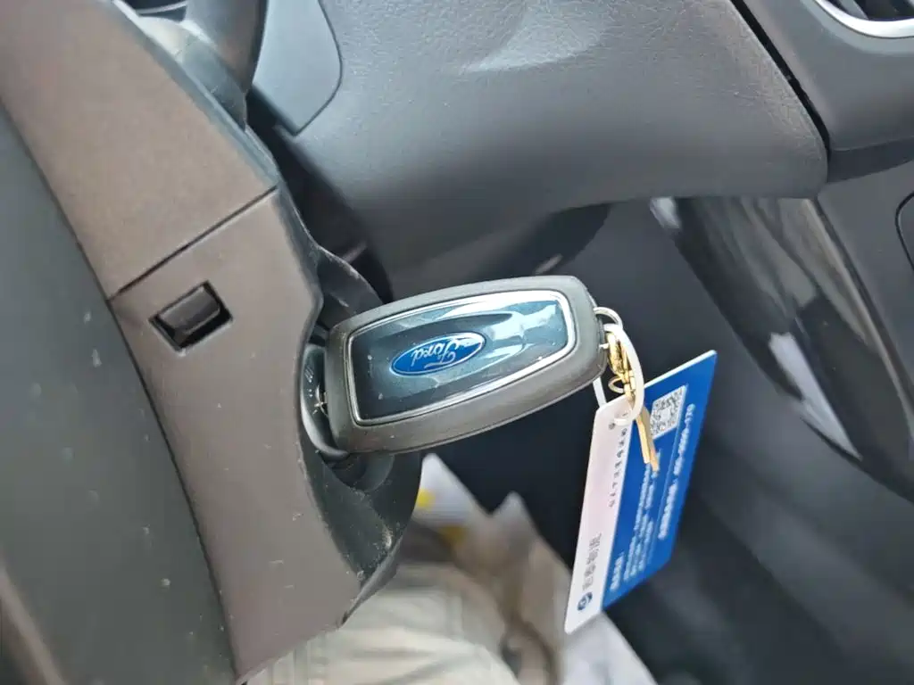 Ford Focus — миниатюра 9