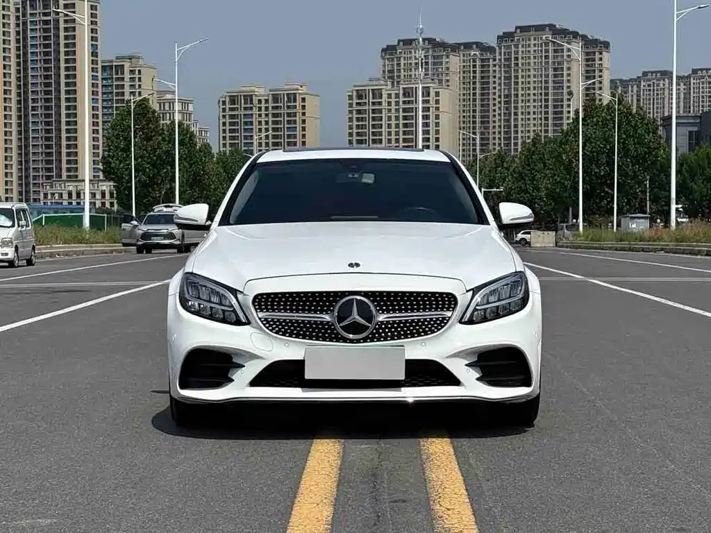 Mercedes-Benz C-Class — миниатюра 2
