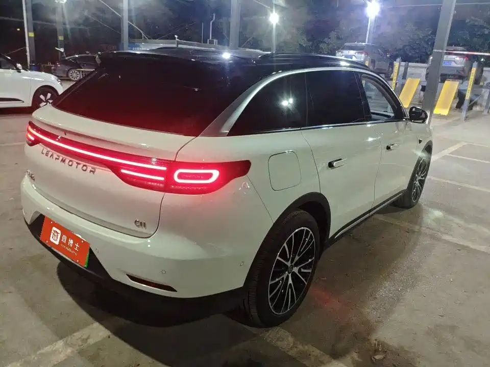 Leapmotor Leapmotor C11 — миниатюра 7