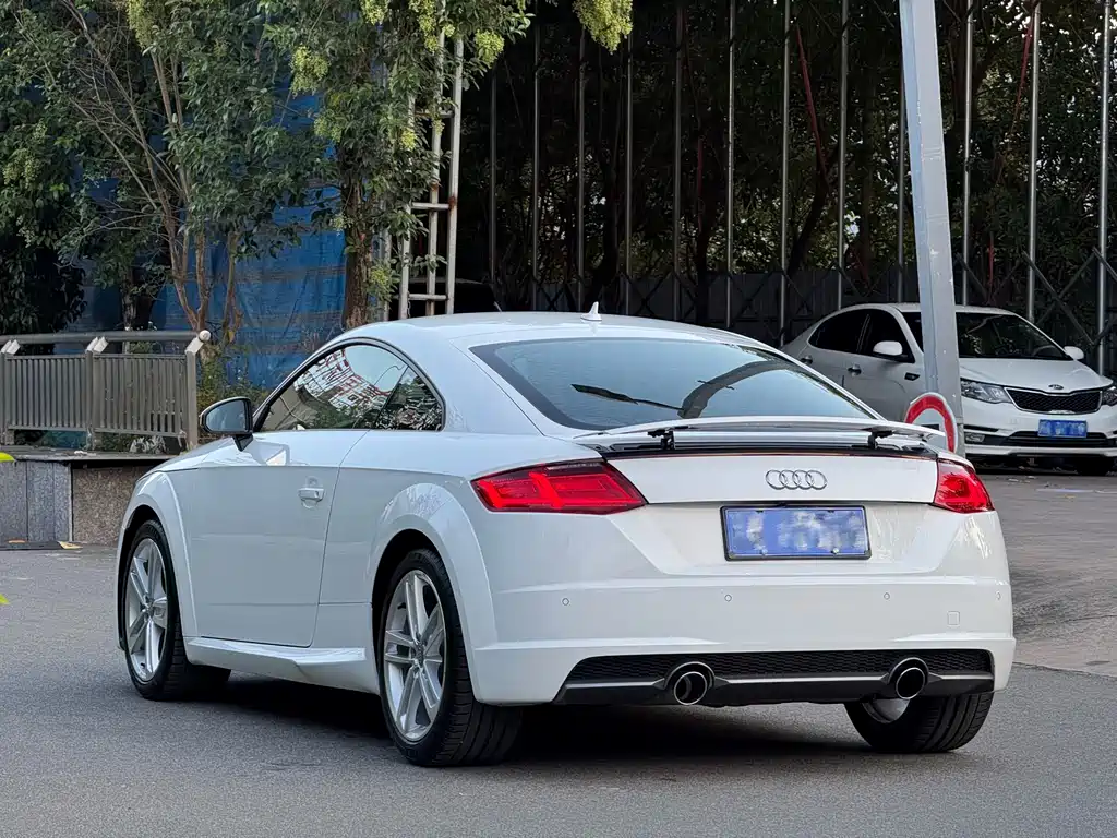 Audi TT — миниатюра 9