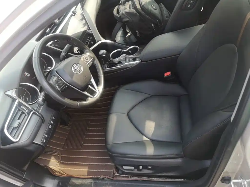 Toyota Camry — миниатюра 15