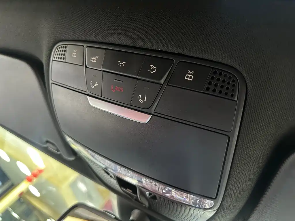 Mercedes-Benz C-Class — миниатюра 21