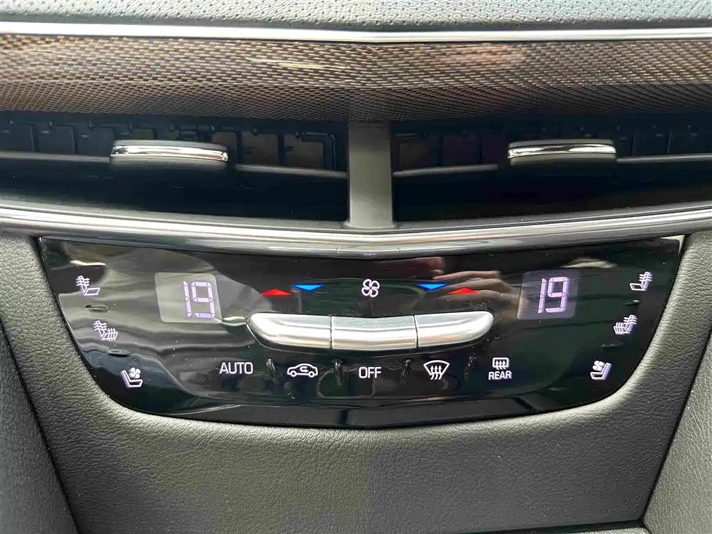 Cadillac CT6 — миниатюра 16