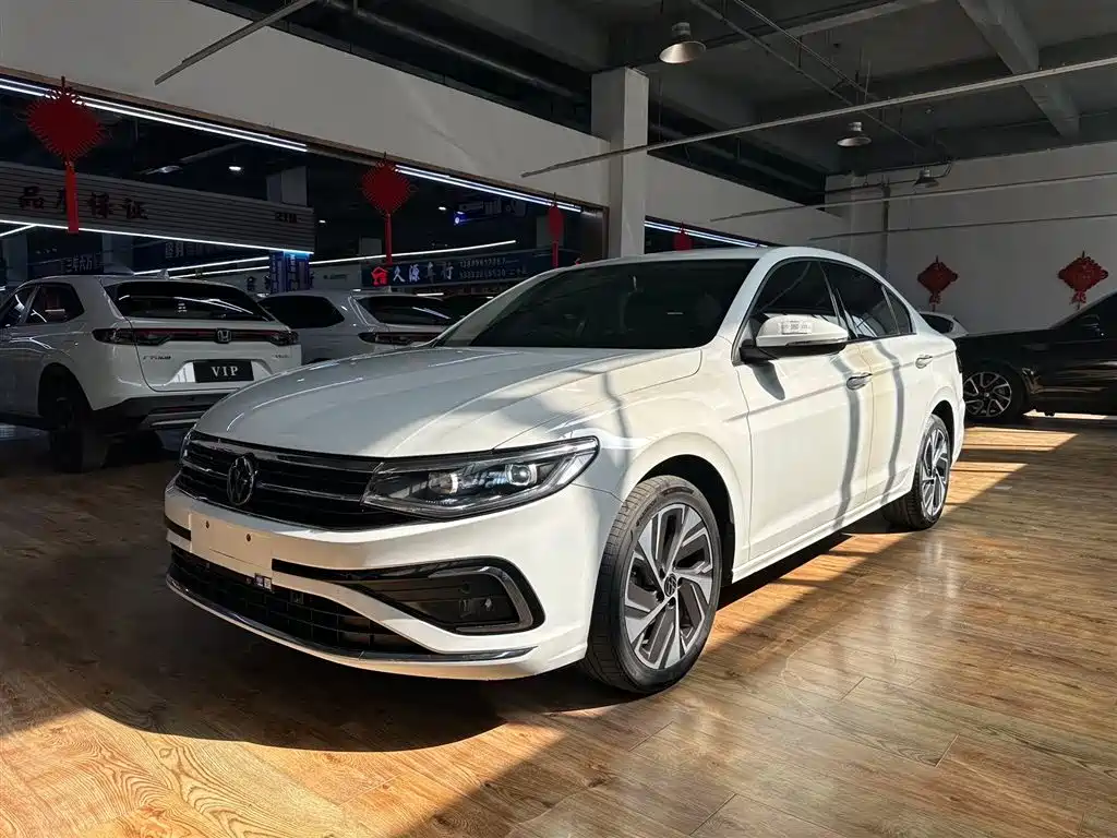 Volkswagen Bora 2024