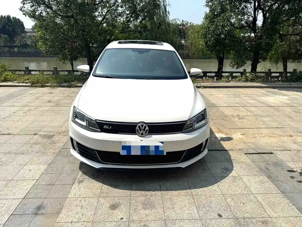 Volkswagen Sagitar — миниатюра 2