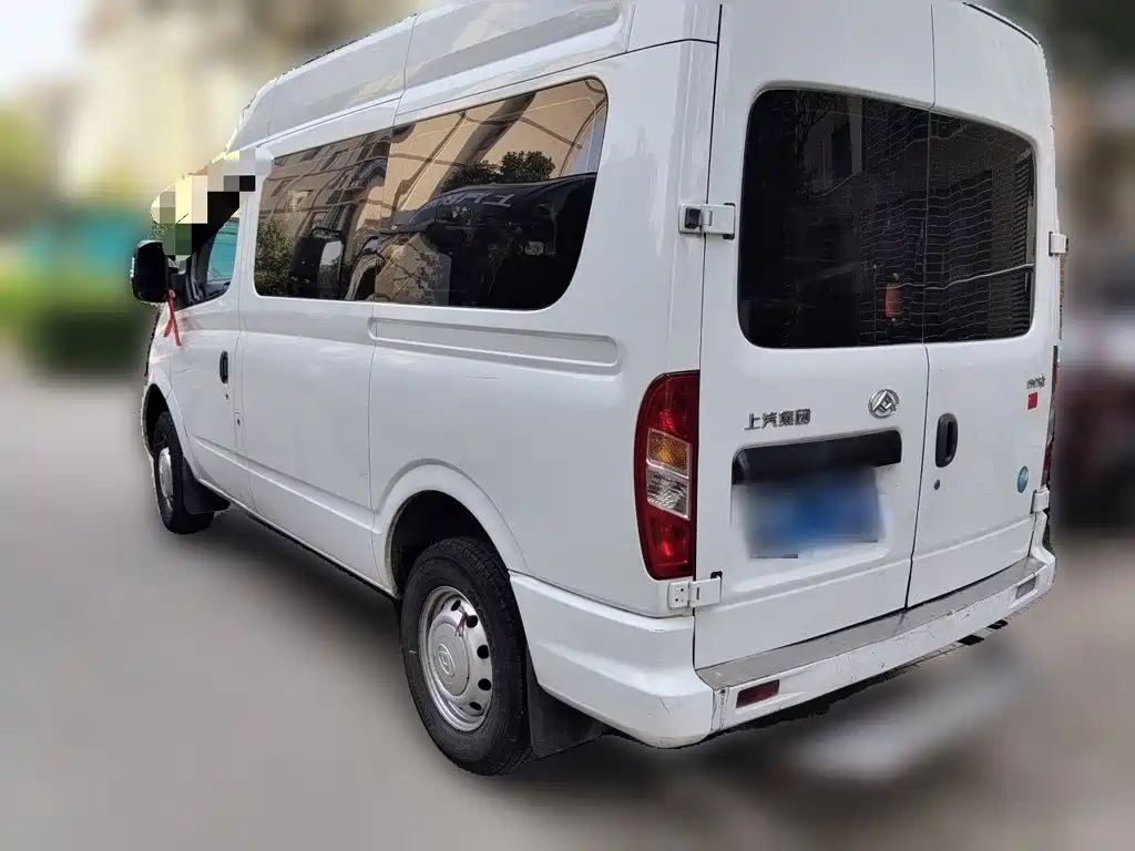 MAXUS V80 — миниатюра 25