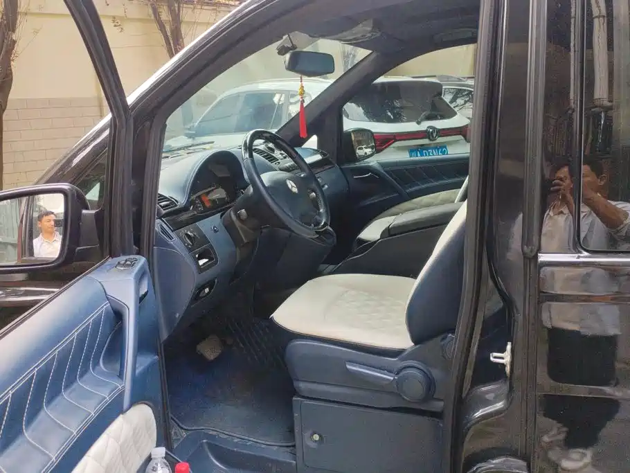 Mercedes-Benz Vito — миниатюра 9
