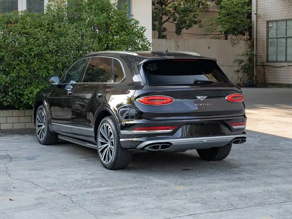 Bentley Bentayga — миниатюра 6