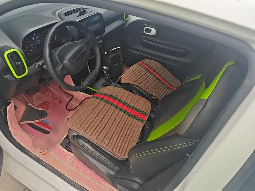 Roewe Clever — миниатюра 15