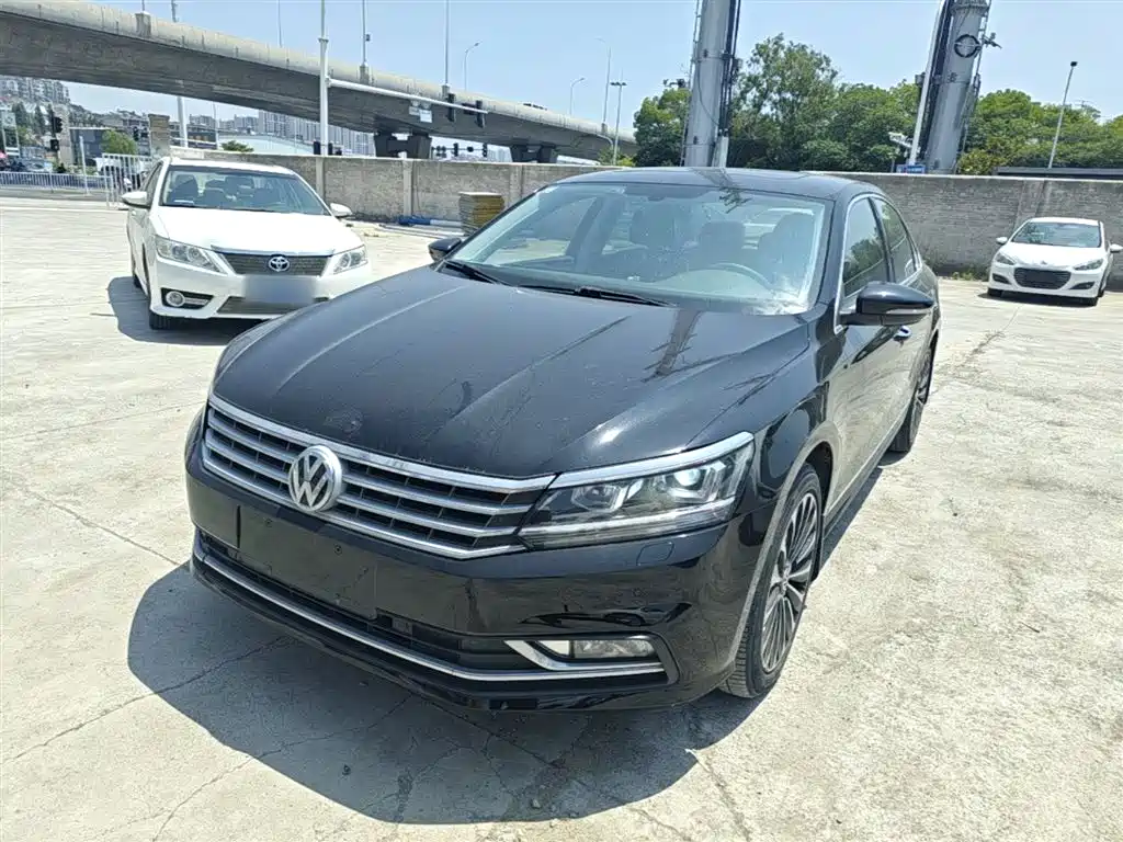 Купить Volkswagen Passat