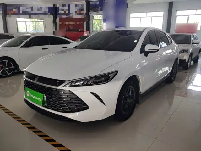 2025 BYD Qin