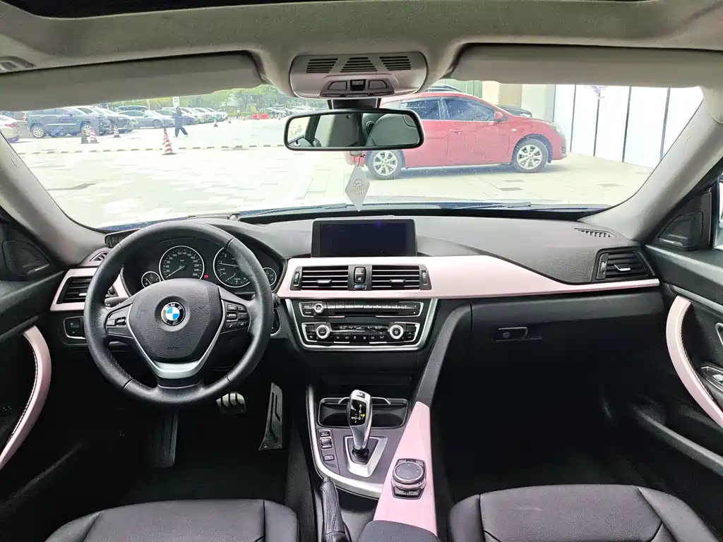 BMW 3 Series GT 3 GT 2016 320i Fashion