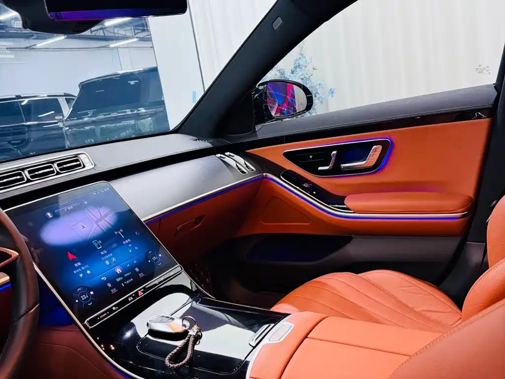 Mercedes-Benz S-Class — миниатюра 10
