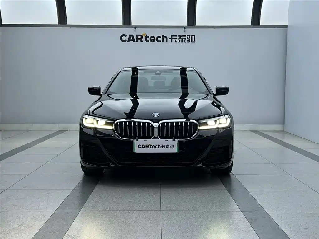 BMW 5 Series 5 2022 535Le M Sport