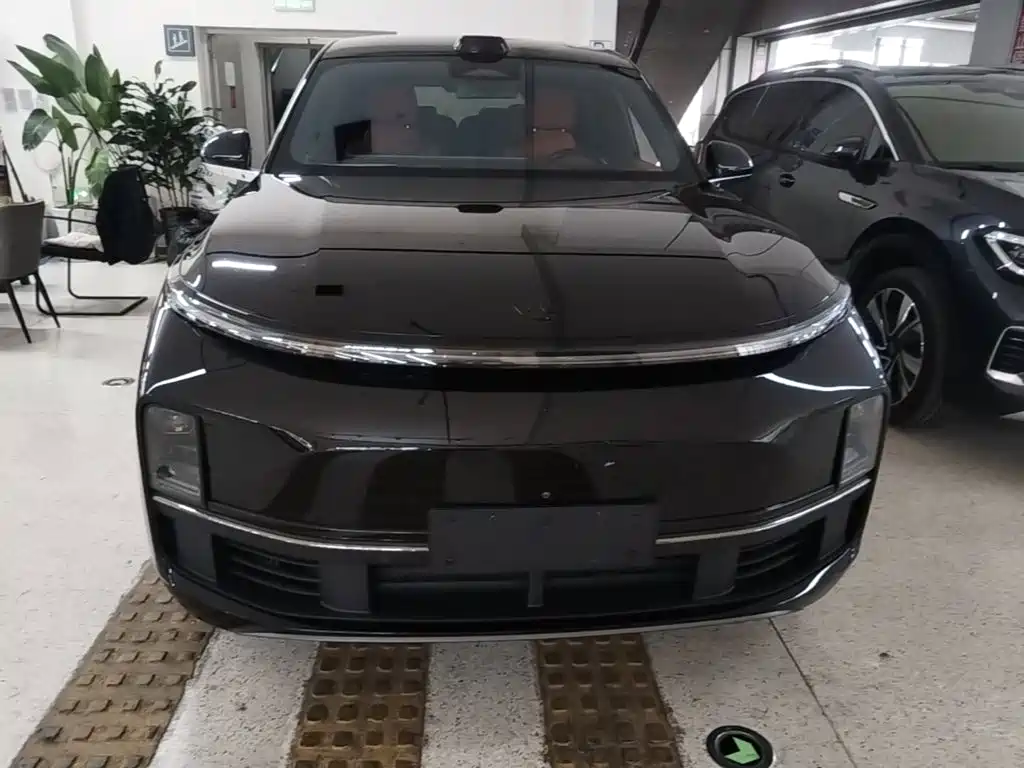 Li Auto Li L8 — миниатюра 3