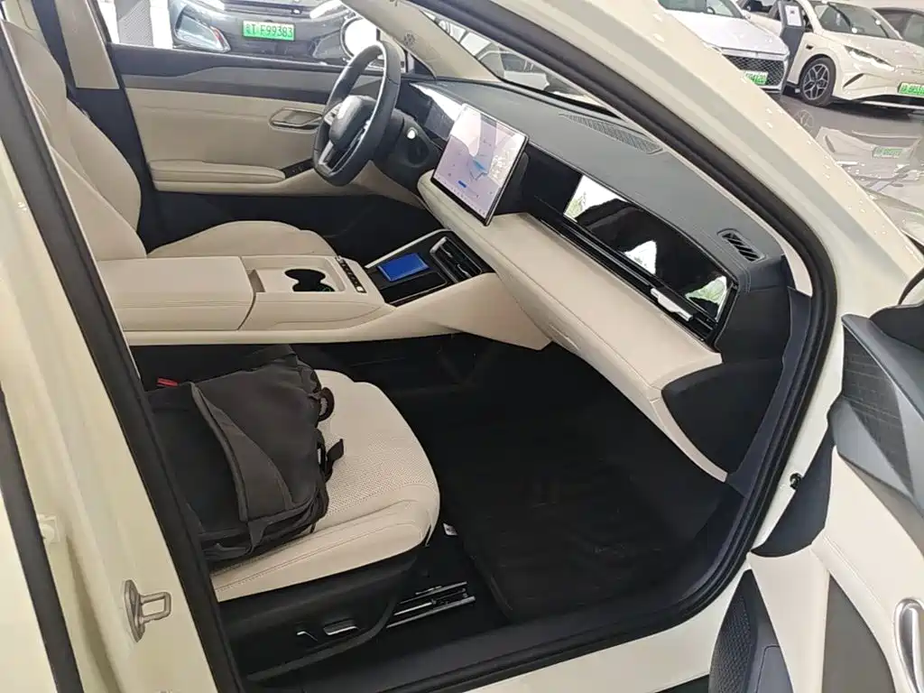 BYD Qin L — миниатюра 25