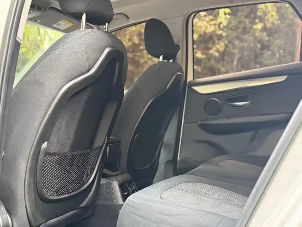 BMW 2 SERIES STATION WAGON