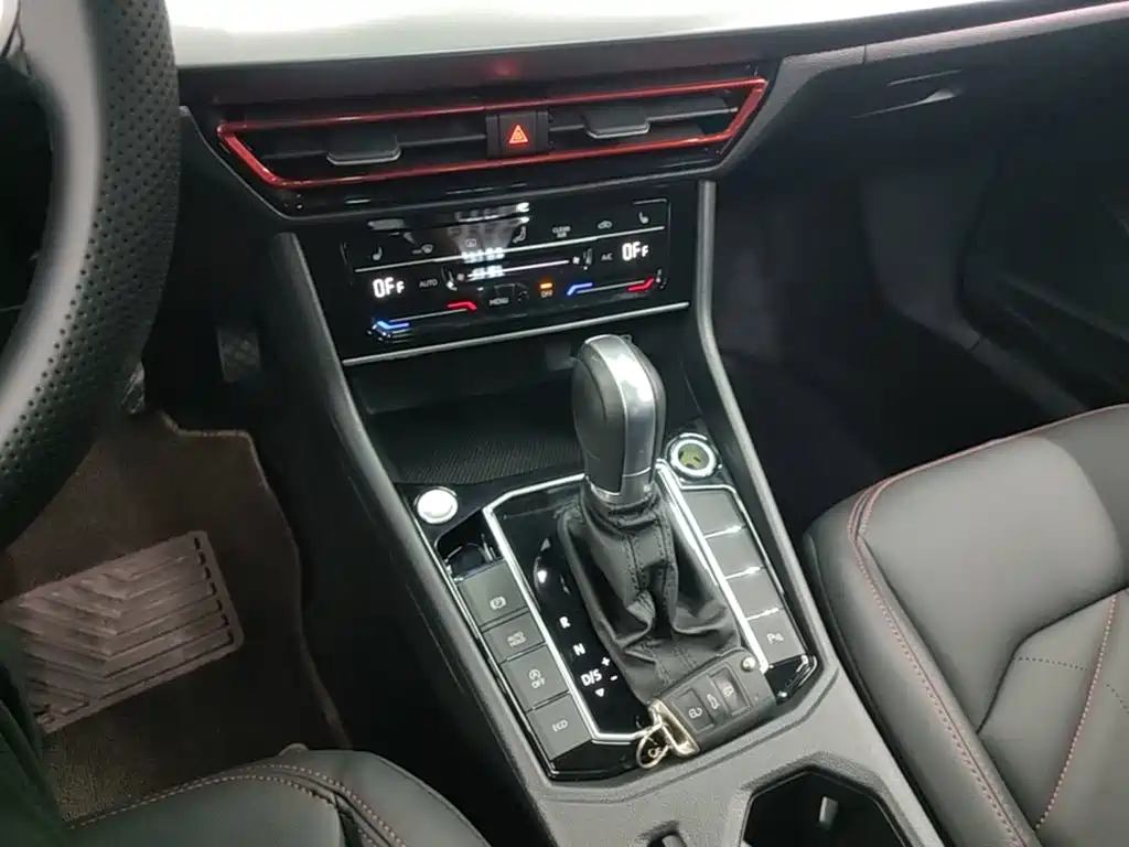 Volkswagen Lavida — миниатюра 14