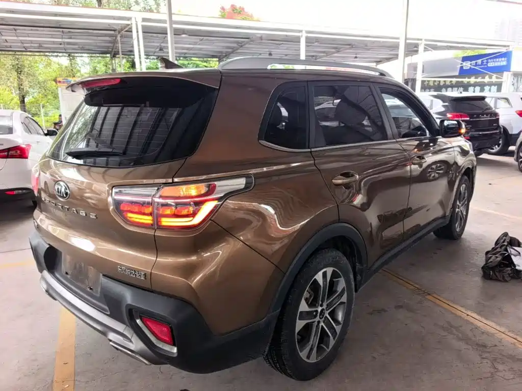Kia Sportage — миниатюра 7