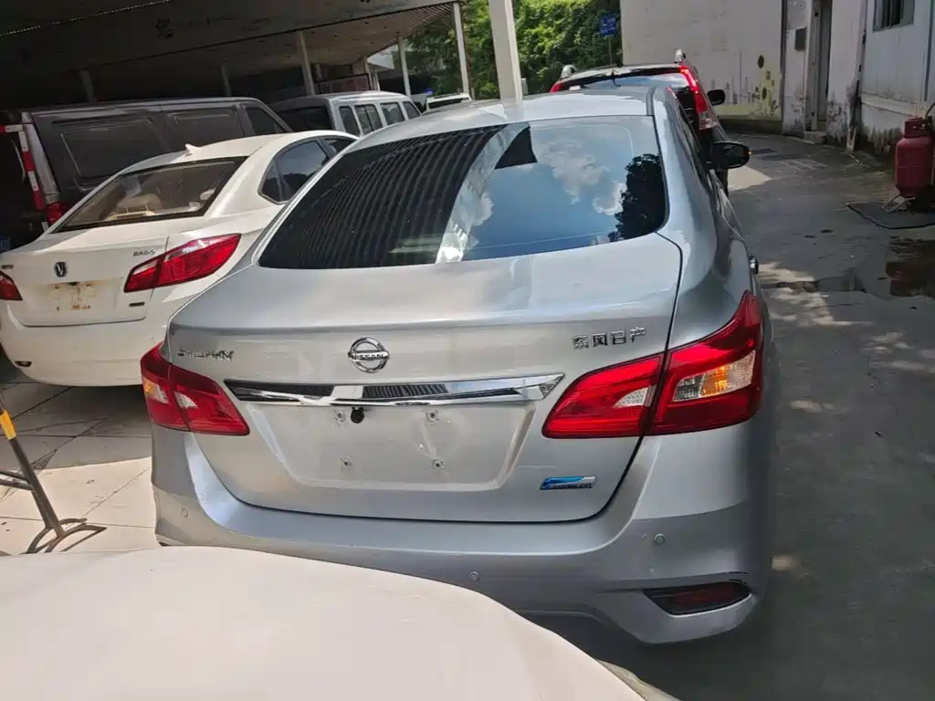 Nissan Sylphy — миниатюра 6