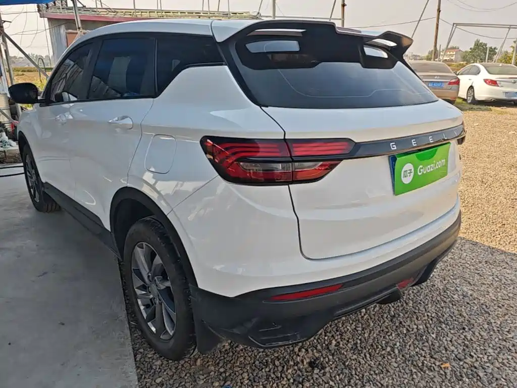 Geely Binyue — миниатюра 23