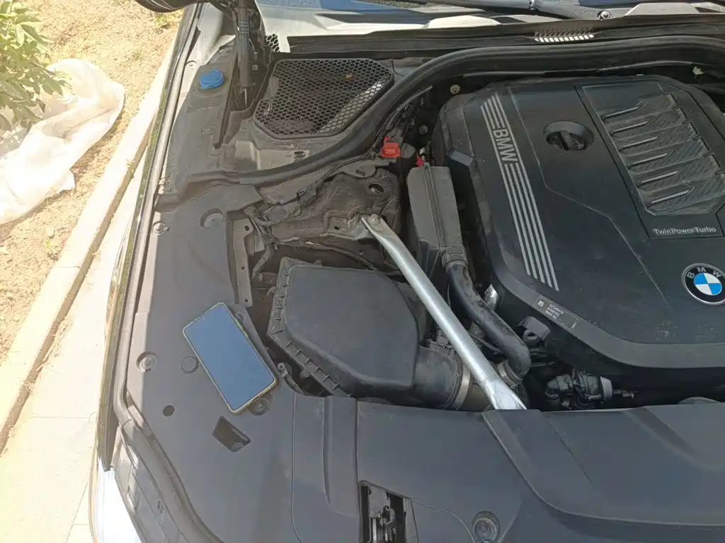 BMW 7 Series — миниатюра 19