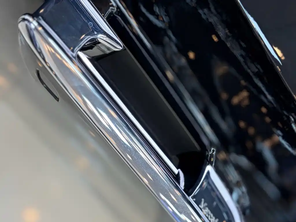Mercedes-Benz E-Class New Energy — миниатюра 13