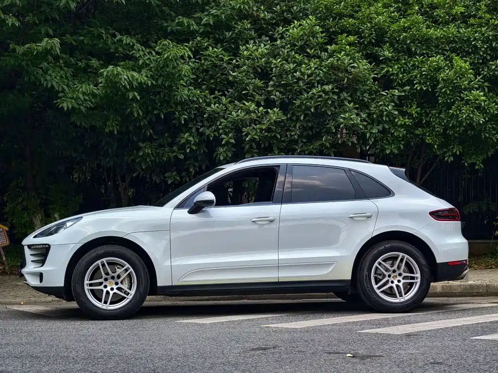 Porsche Macan 2014 Macan S 3.0T