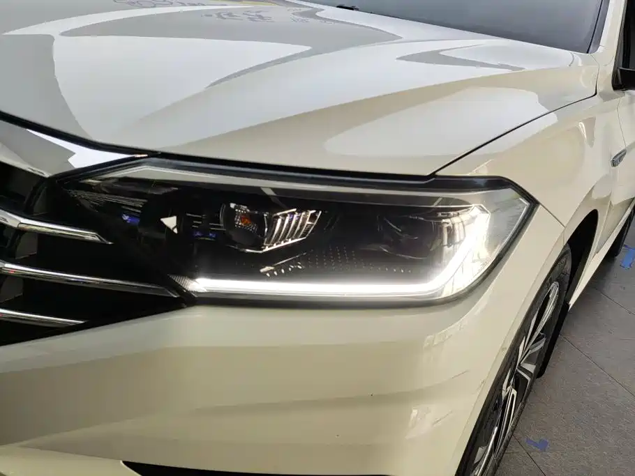 Volkswagen Sagitar — миниатюра 5