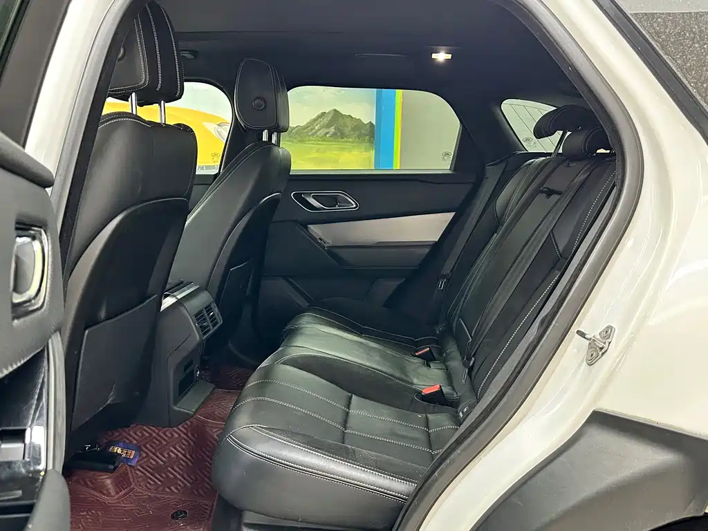 Land Rover Velar — миниатюра 8
