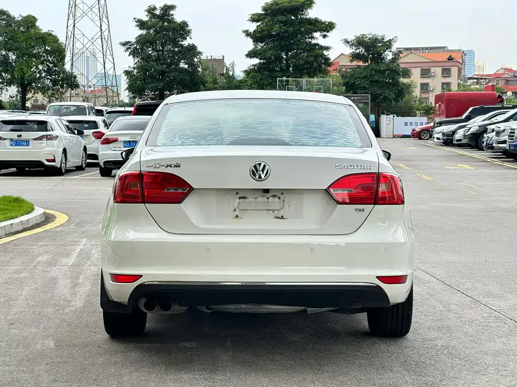 Volkswagen Sagitar — миниатюра 8