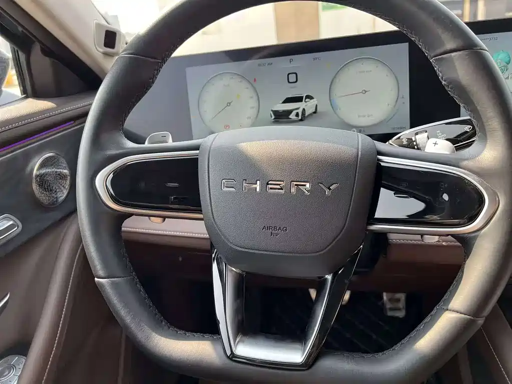 CHERY ARRIZO 8