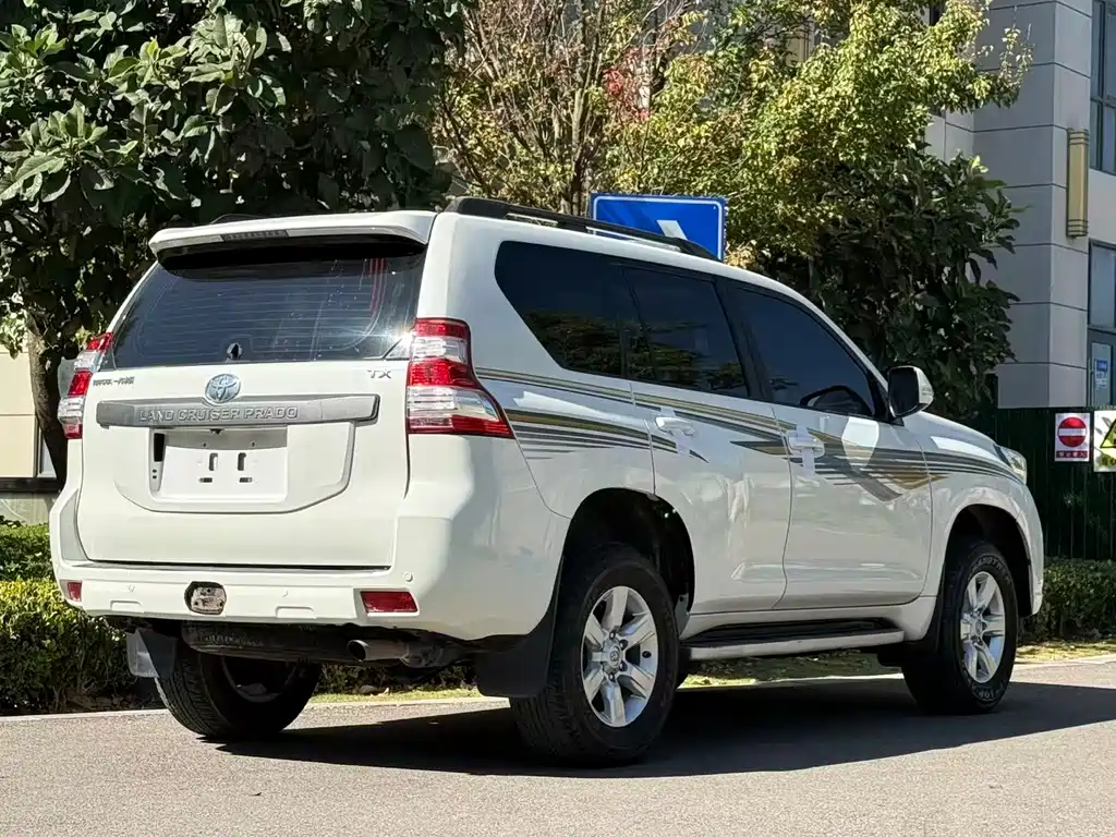 Toyota Prado — миниатюра 9