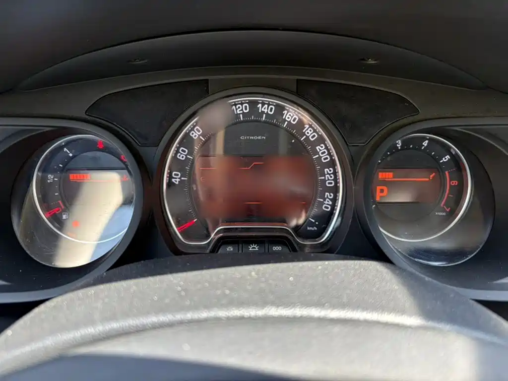 Citroen C5 — миниатюра 8