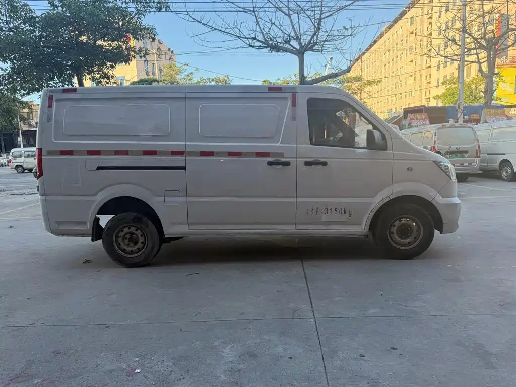 Geely Shuailing — миниатюра 4