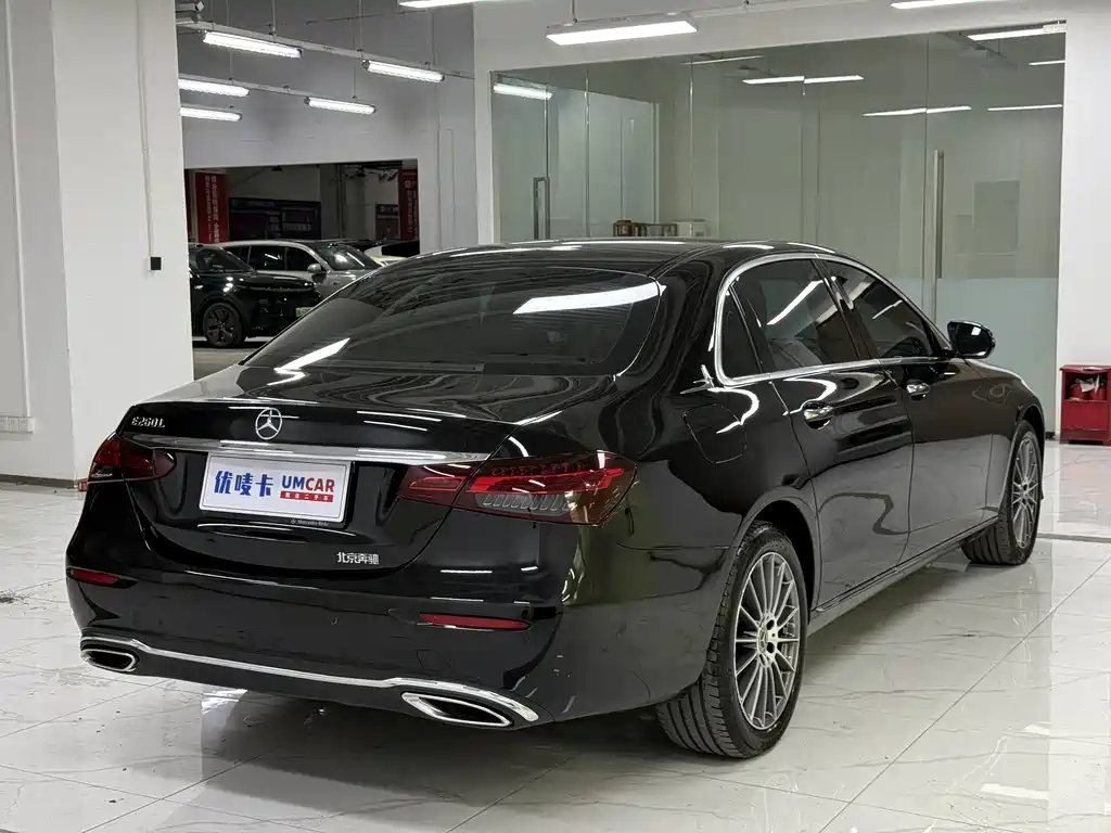 Mercedes-Benz E-Class E 2022 E 260 L