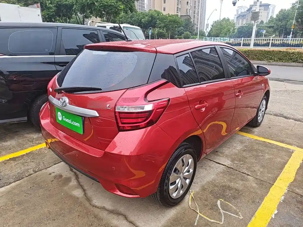 Toyota Yaris L — миниатюра 7