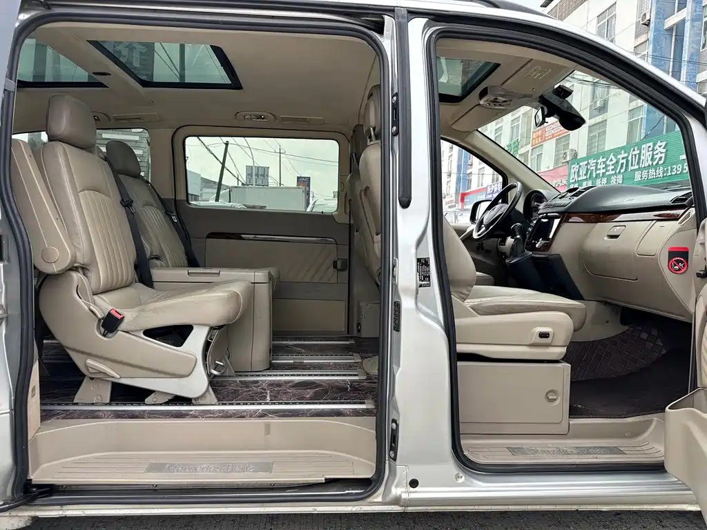 Mercedes-Benz Viano — миниатюра 19