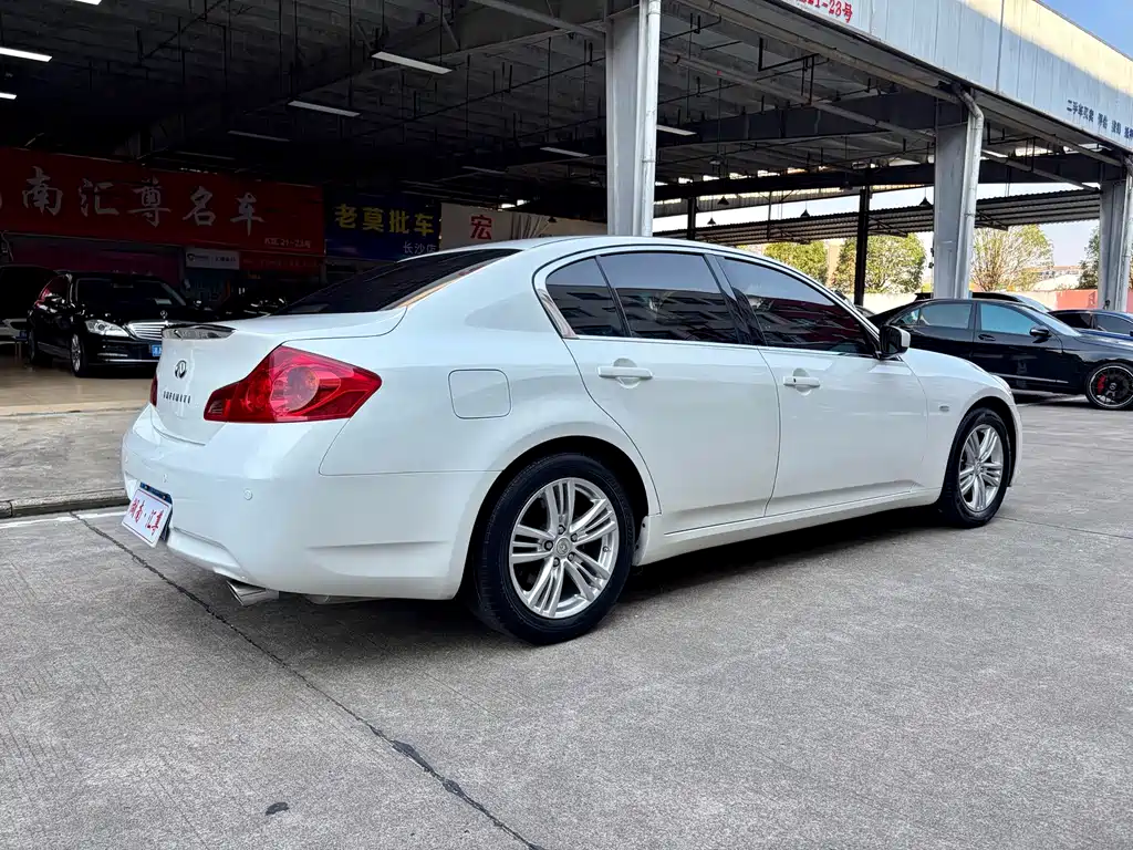 Infiniti G — миниатюра 17