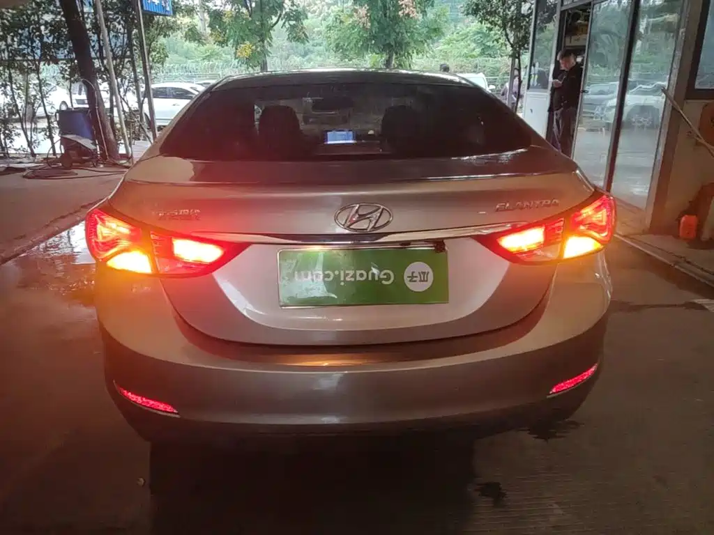 Hyundai Elantra Langdong — миниатюра 6