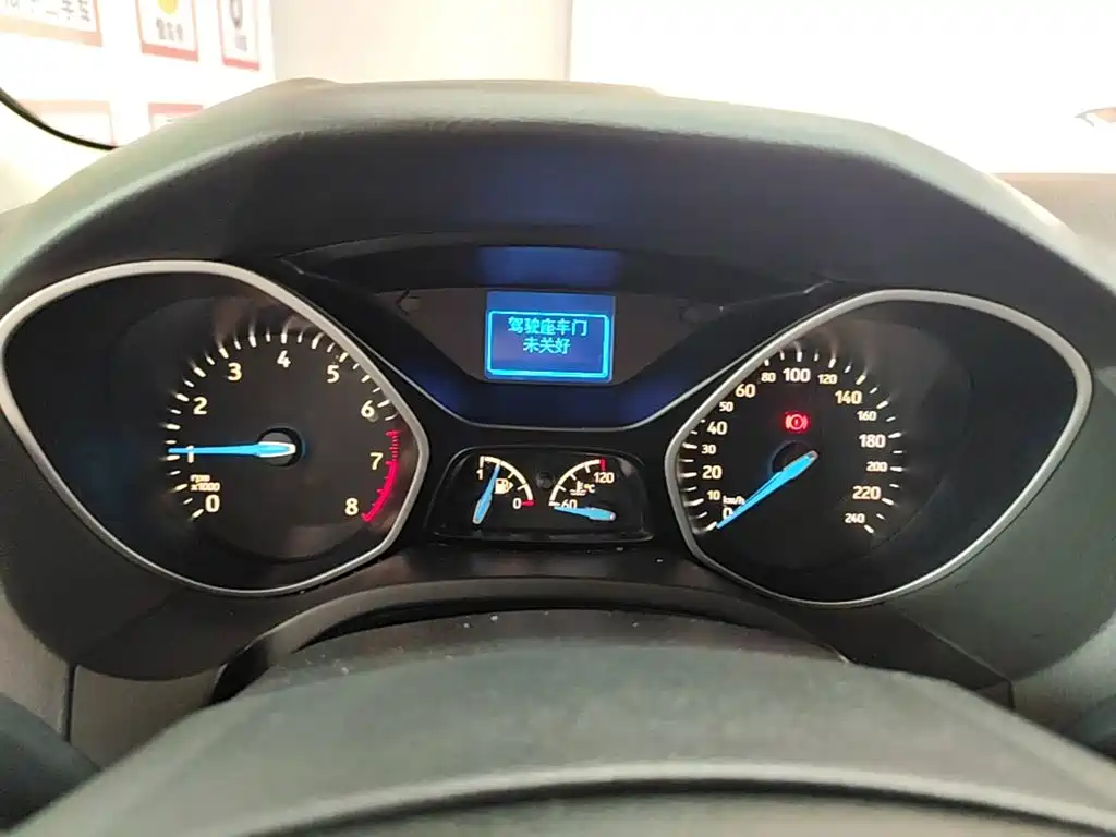 Ford Focus — миниатюра 16