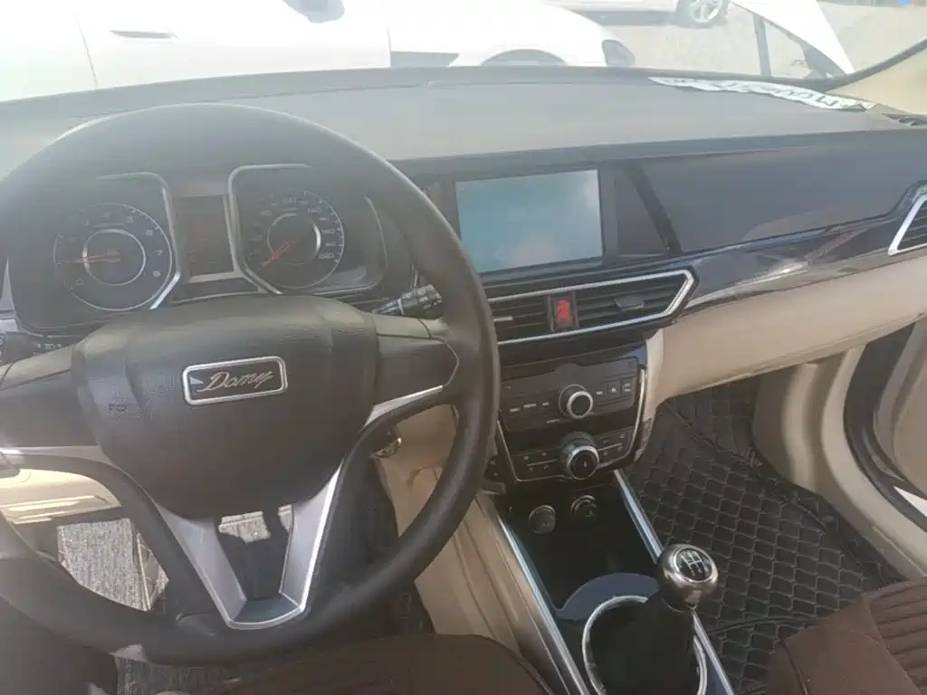 Zotye X5 — миниатюра 10