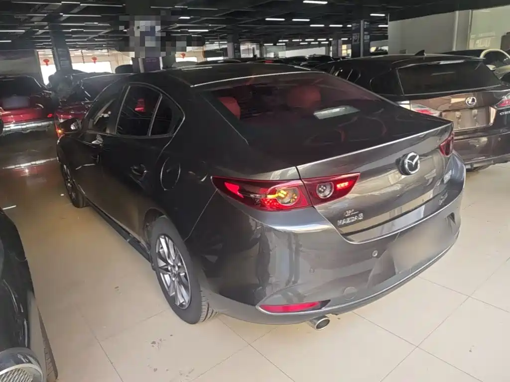 Mazda 3 Axela — миниатюра 5