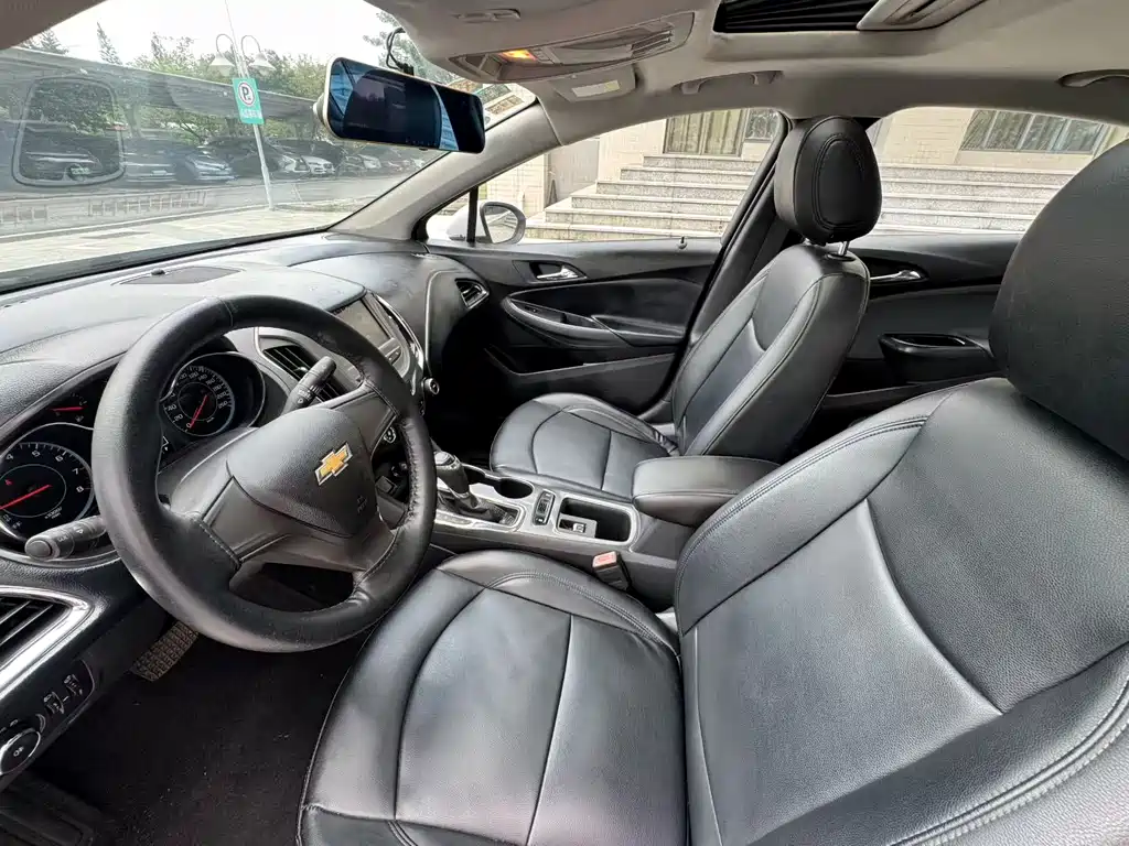 Chevrolet Cruze — миниатюра 6