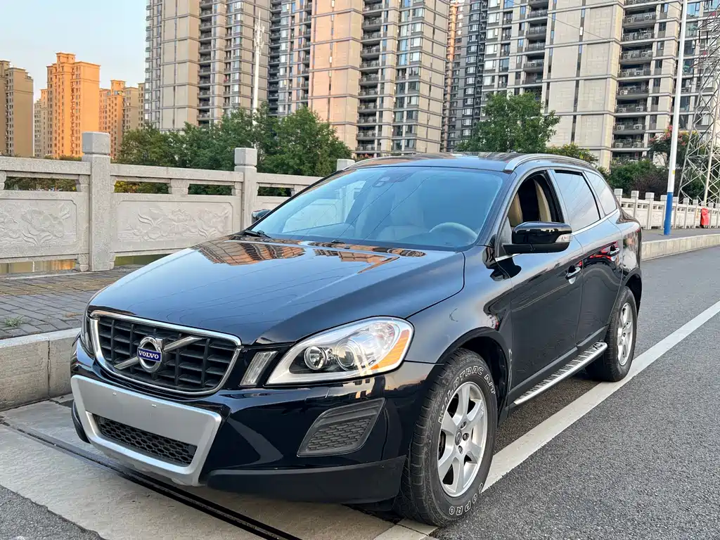 Volvo XC60 (Import)
