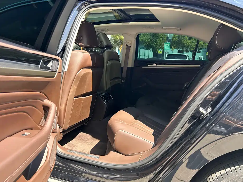 Volkswagen Phideon — миниатюра 11