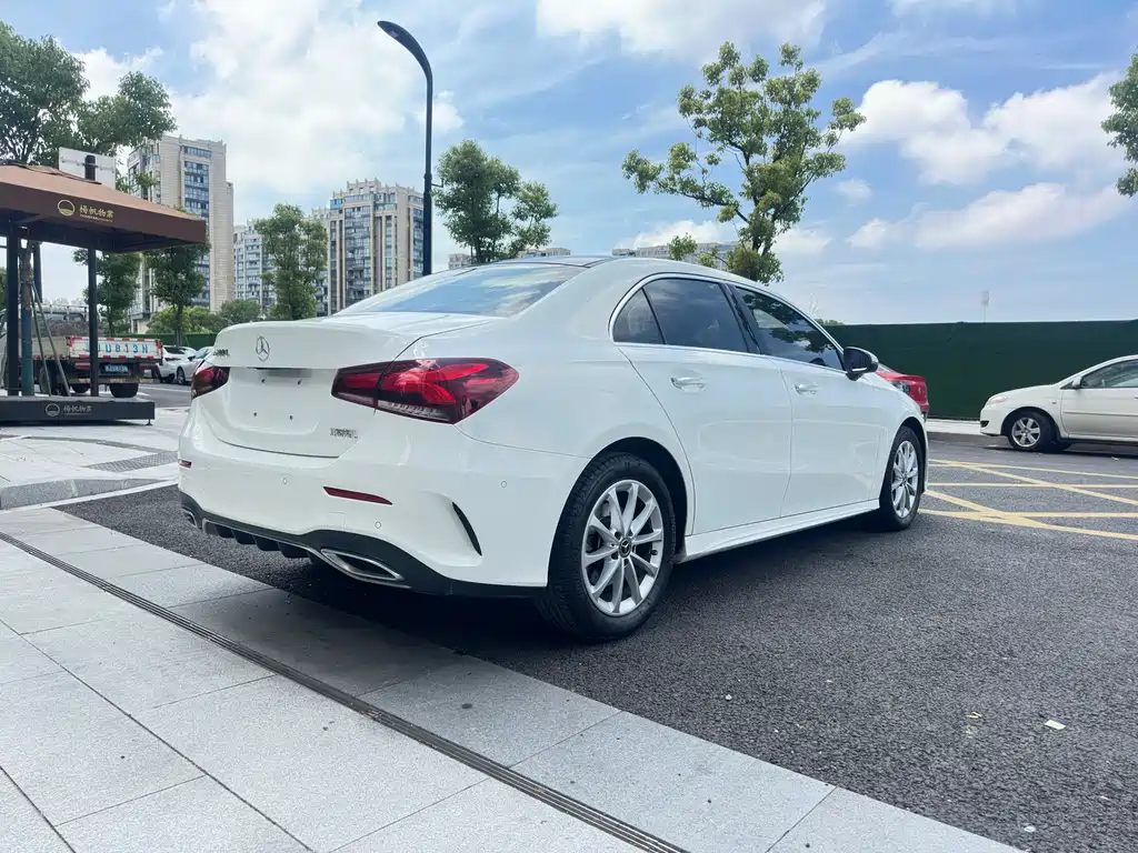 Mercedes-Benz A-Class A 2021 A 200 L Sport Fashion